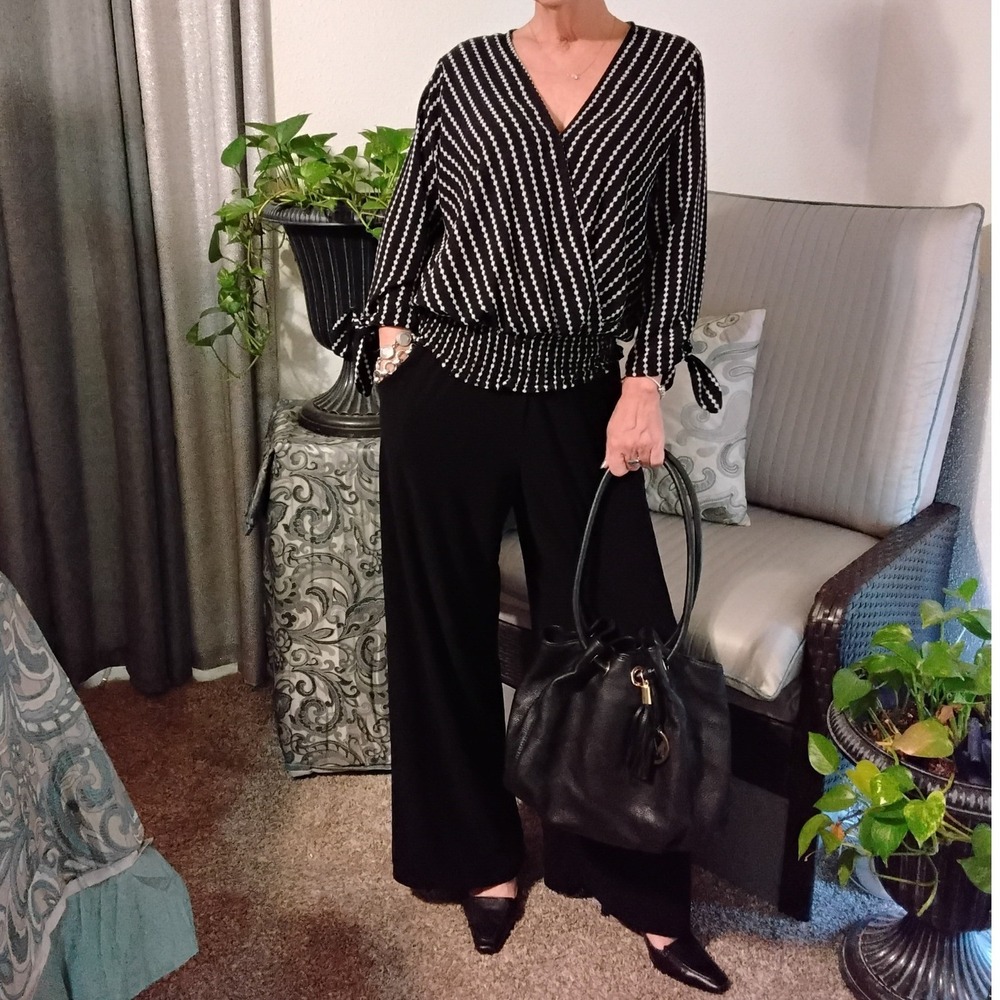 Michael Kors Black White Surplice Tie Sleeve Blouse Top Size Medium